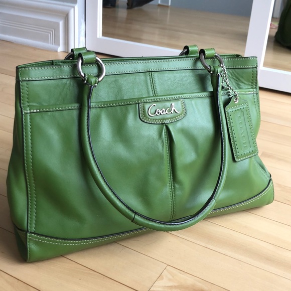 Coach hand bag